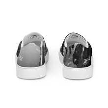Load image into Gallery viewer, Men’s St. Paul's Slip-On Canvas Shoes