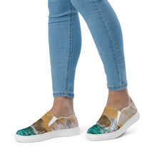 Load image into Gallery viewer, Women’s Aussie Beach Slip-On Canvas Shoes