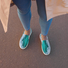 Load image into Gallery viewer, Icebergs Women’s slip-on canvas shoes