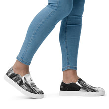 Load image into Gallery viewer, Women’s St. Paul's Slip-On Canvas Shoes