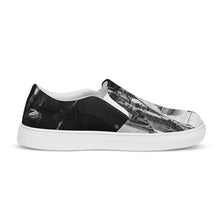 Load image into Gallery viewer, Women’s St. Paul&#39;s Slip-On Canvas Shoes
